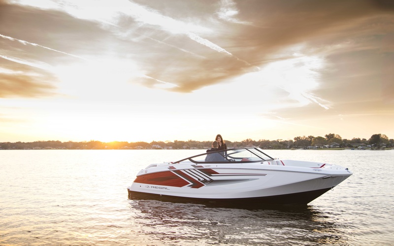 Regal 22 FasDeck ESX