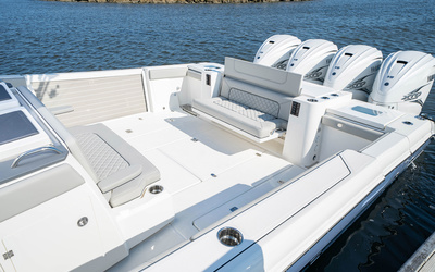 Pursuit S 428