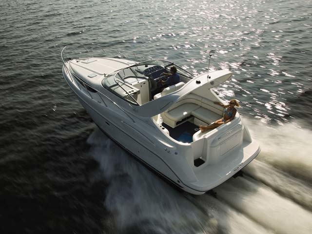 Bayliner 305