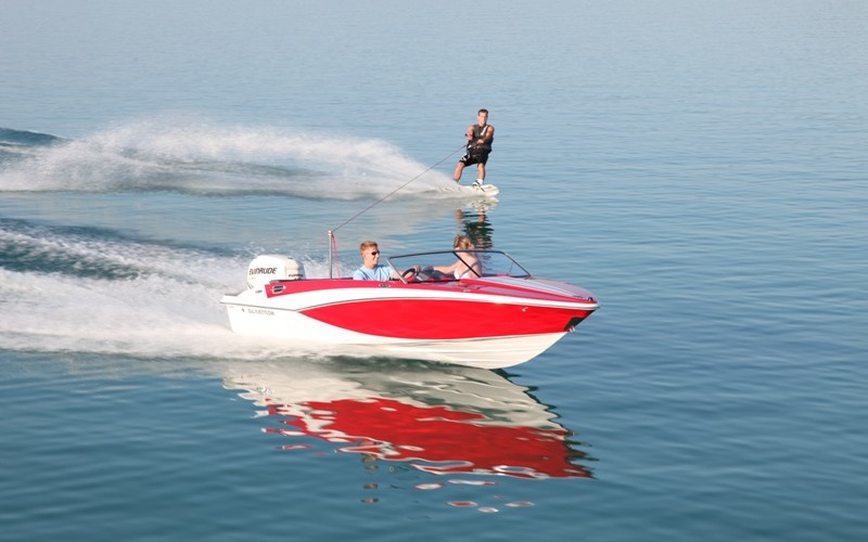 Glastron GT 169 CB