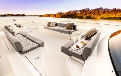 Riviera 72 Sports Motor Yacht