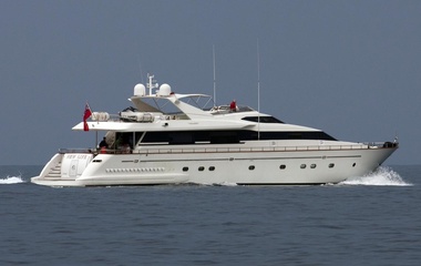 Falcon Ariella