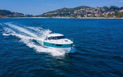 Rodman Spirit 31 Outboard