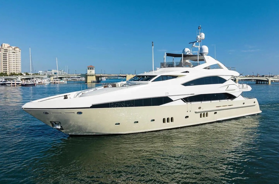 Sunseeker Sullivan's Island