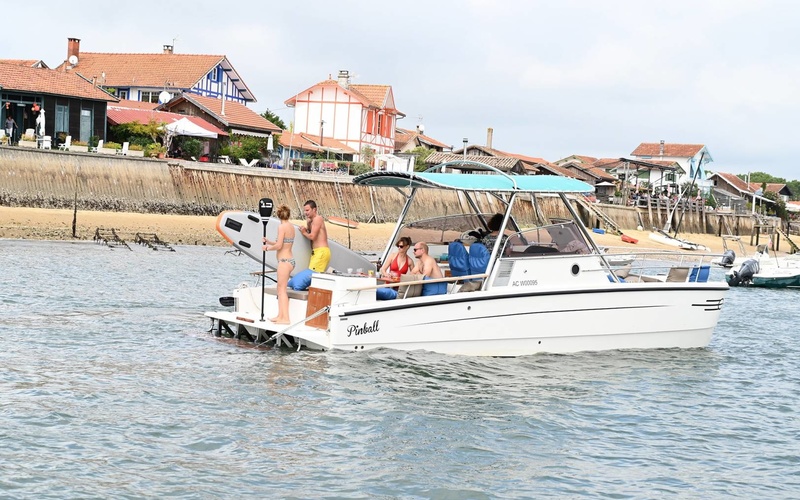 Pinball Catamaran E-hybrid
