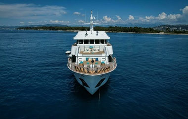 CL Yachts Eva