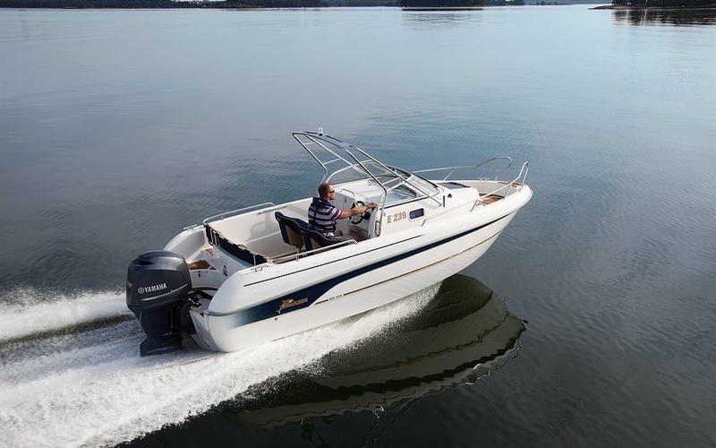 Yamarin 62 Walk Around