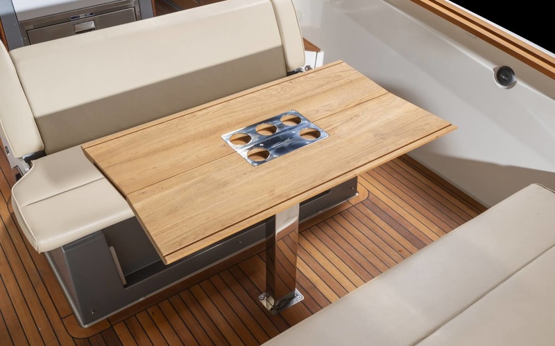 Cormate Chase 35