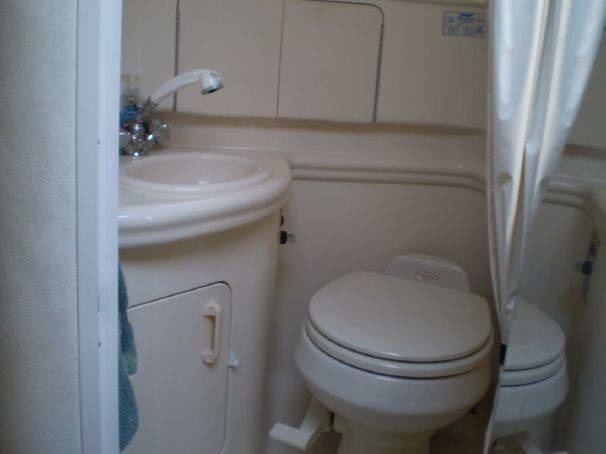 Sea Ray 315 Sundancer   (2006)