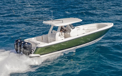 Intrepid 375 Nomad SE