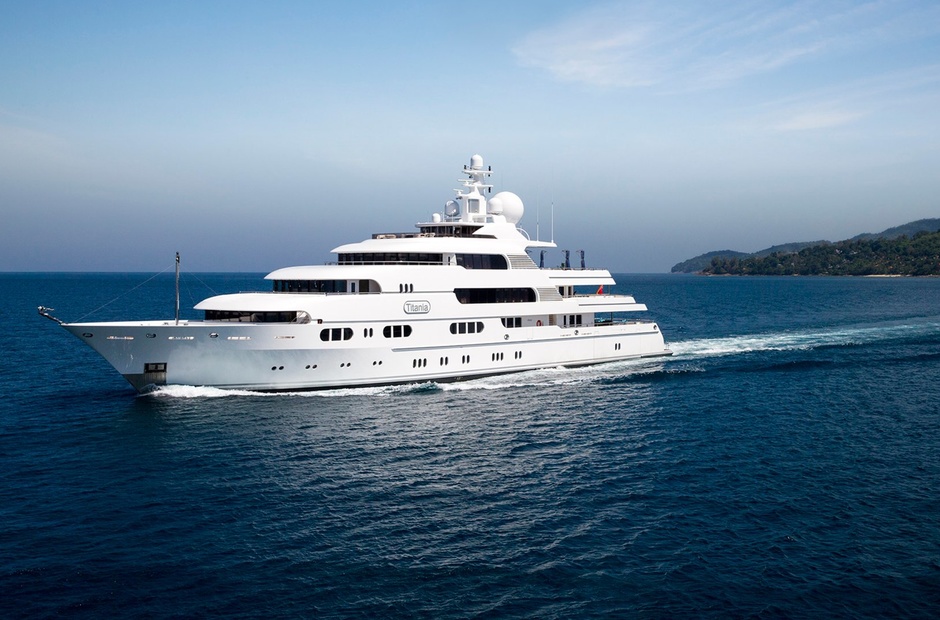 Lurssen Titania