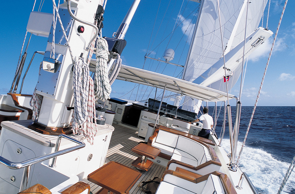 Perini Navi Almyra II