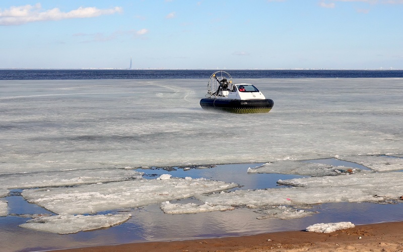 Christy Hovercraft Christy 458