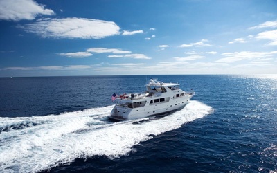 Outer Reef 800 MY
