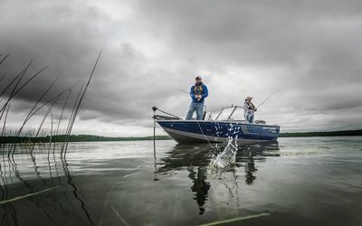 Crestliner 1650 Fish Hawk