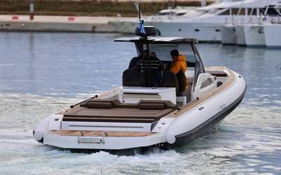 Technohull Omega 47