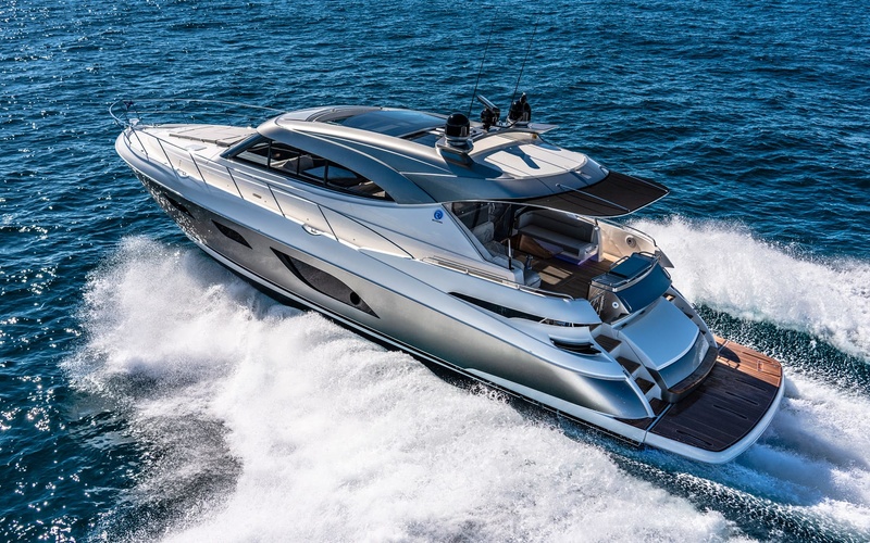 Riviera 6000 Sport Yacht Platinum Edition