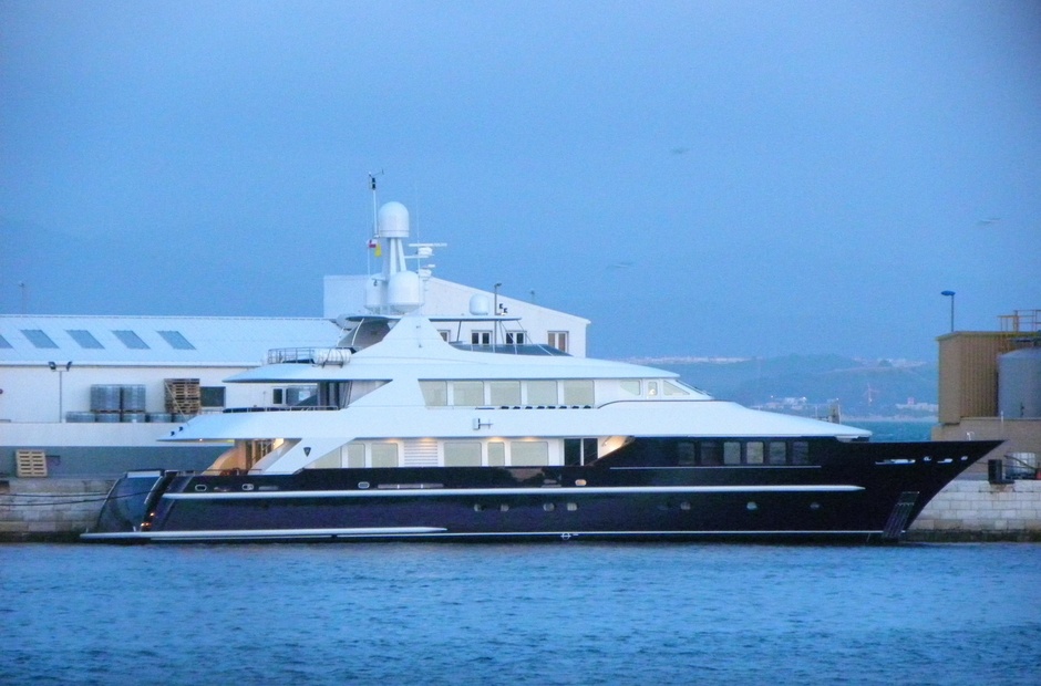 Heesen Lady Azul