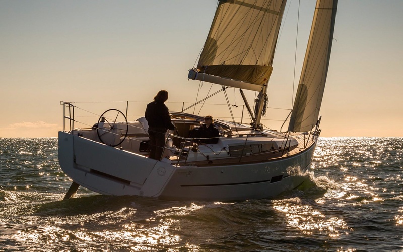 Dufour 310