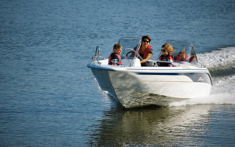 Yamarin 47 Twin Console