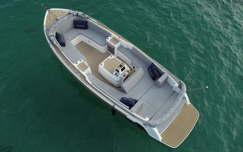 Interboat Intender 820 ES