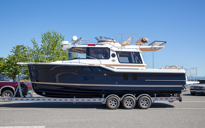 Ranger Tugs R-29 CB