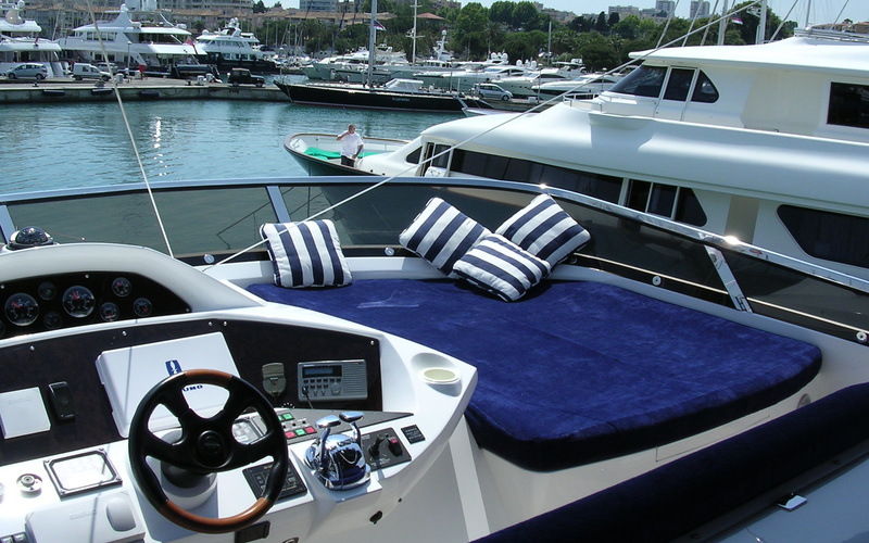 Sunseeker 82 Yacht