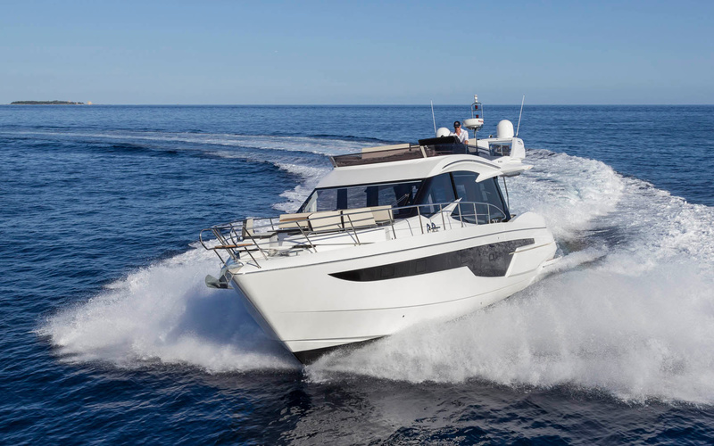 Galeon 500 Fly