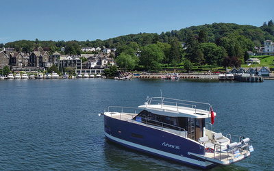 Cobra Futura 36