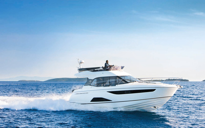 Bavaria R40 Fly
