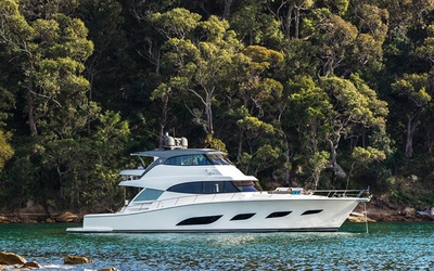 Riviera 72 Sports Motor Yacht