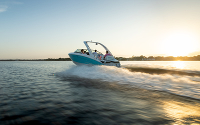 Regal LS4 Surf