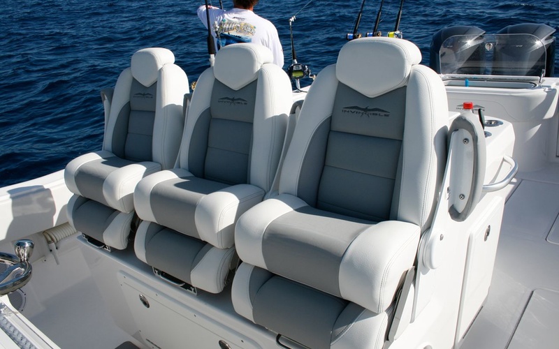 Invincible 42′ Center Cabin