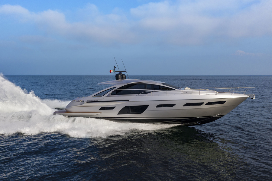 Pershing 7X