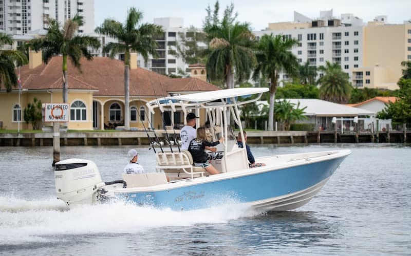 Sea Chaser 23 LX