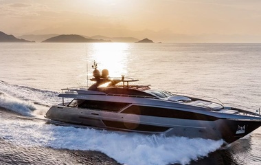 Riva Taku