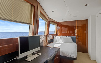 Crownline E 235 XS