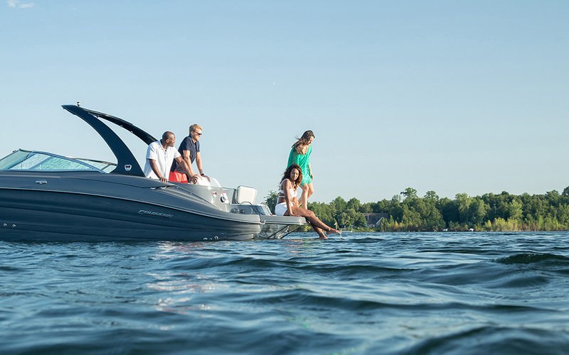 Cruisers Yachts 298 South Beach Edition - Bow Rider