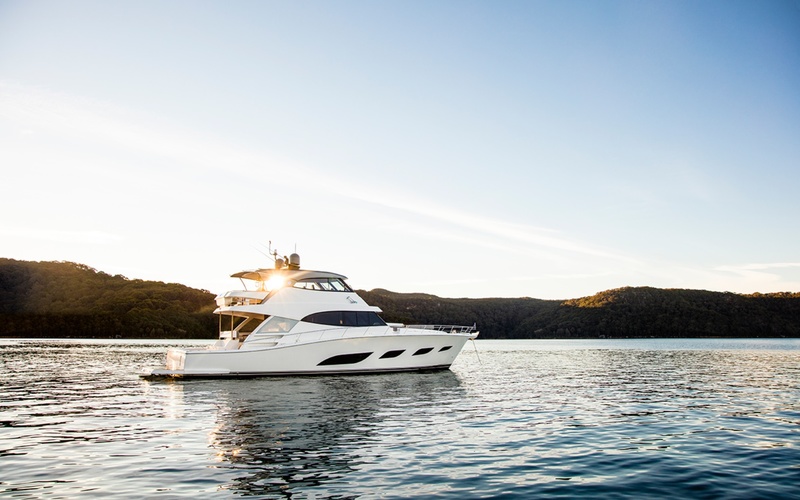 Riviera 68 Sports Motor Yacht