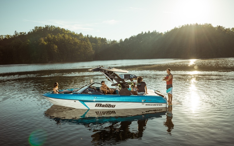 Malibu Wakesetter 22VLX