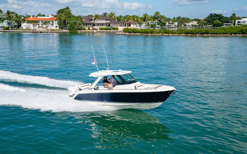 Tiara 34 LS