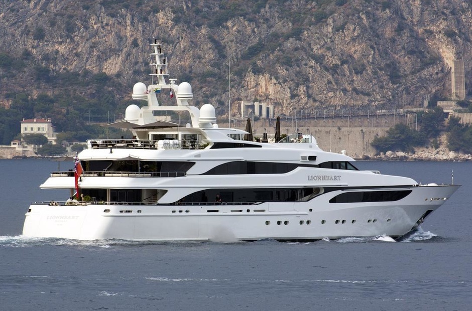 Benetti Lioness V