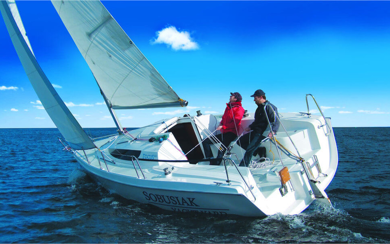 Yacht Yard Focus 800