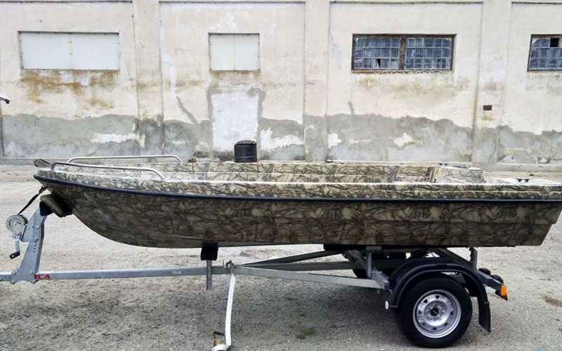 Akua Boat Касатка 405