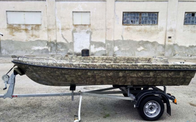 Akua Boat Касатка 405