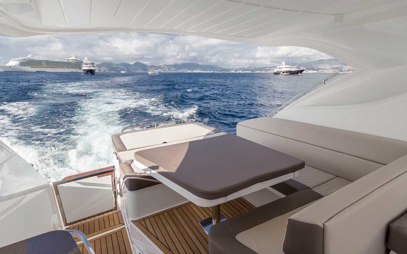 Galeon 405 HTL