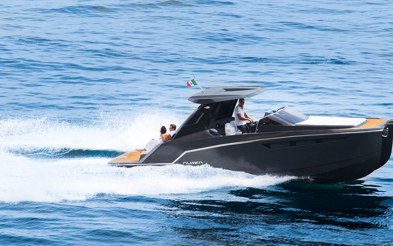 Aurea 30 'Cabin Dream Daycruiser