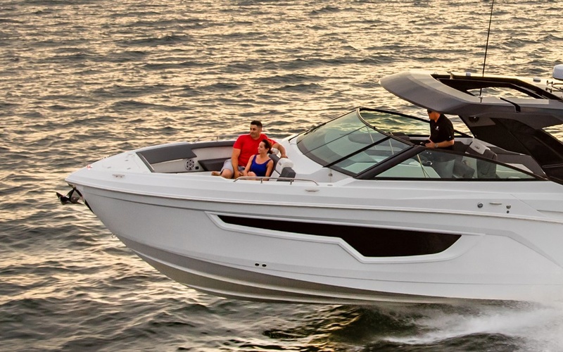 Cruisers Yachts 34 GLS OB