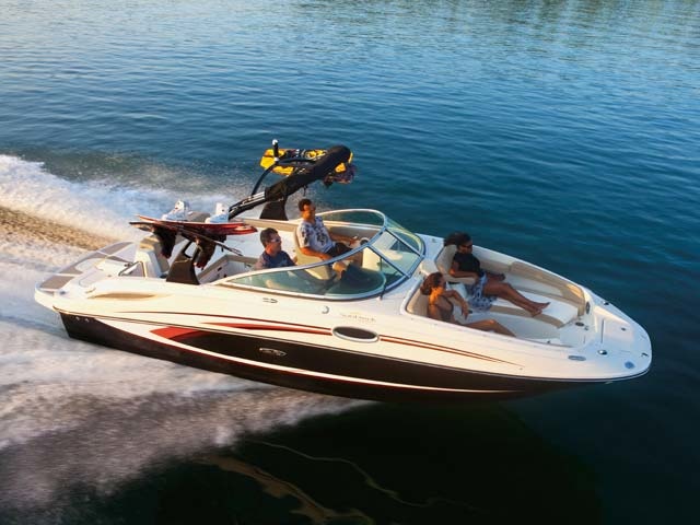 Sea Ray 260 Sundeck