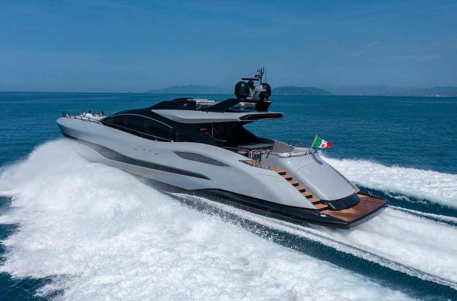 Mangusta Delfina